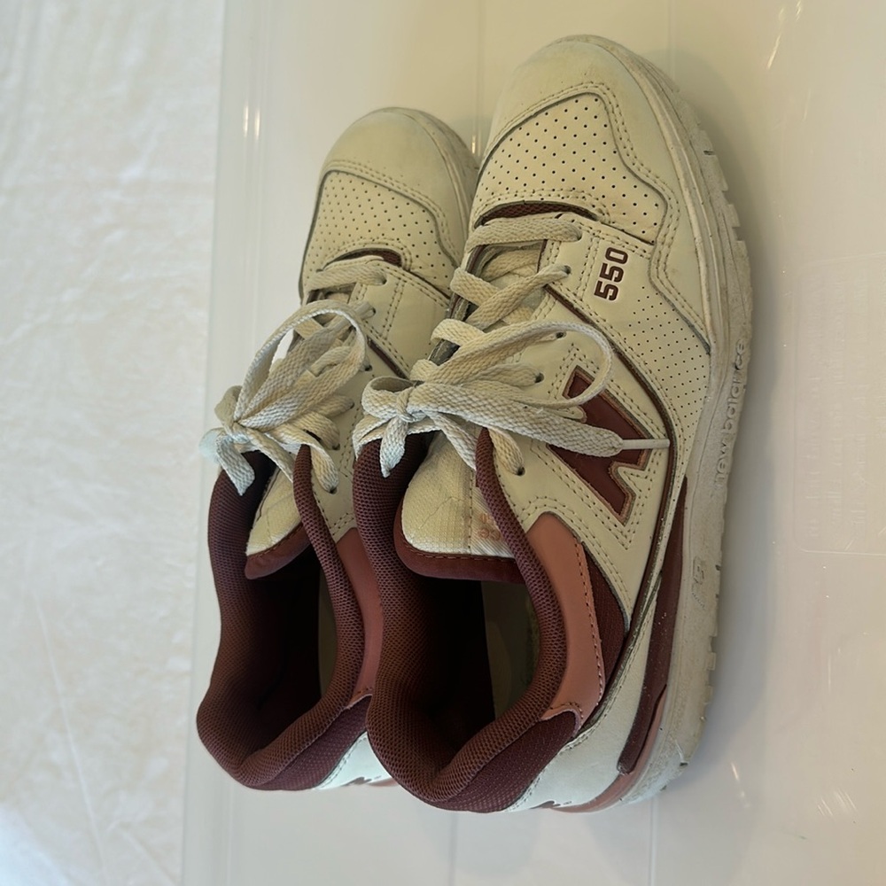 New Balance 550s